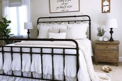 Best-Bedroom-Ideas-for-Farmhouses-1