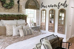 most-inspiring-farmhouse-bedroom-decor-ideas-8