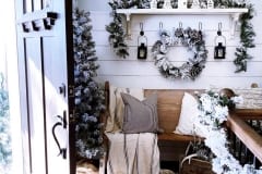 Best-Christmas-Decor-Ideas-for-Farmhouses-9