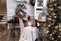 Farmhouse-Amazing-Christmas-Decor-Ideas-1
