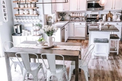 Farmhouse-Great-Kitchens-11